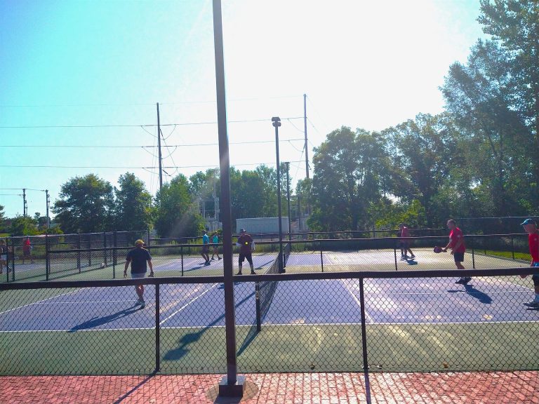 Can Pickleball Be Played on a Smaller Court