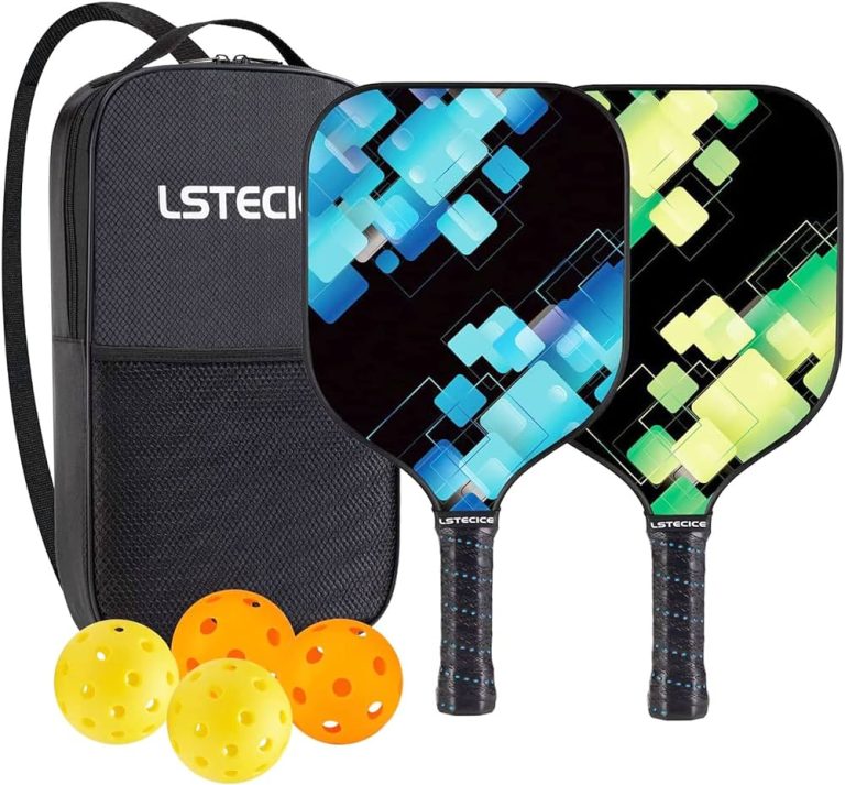 Can Pickleball Paddles Get Wet