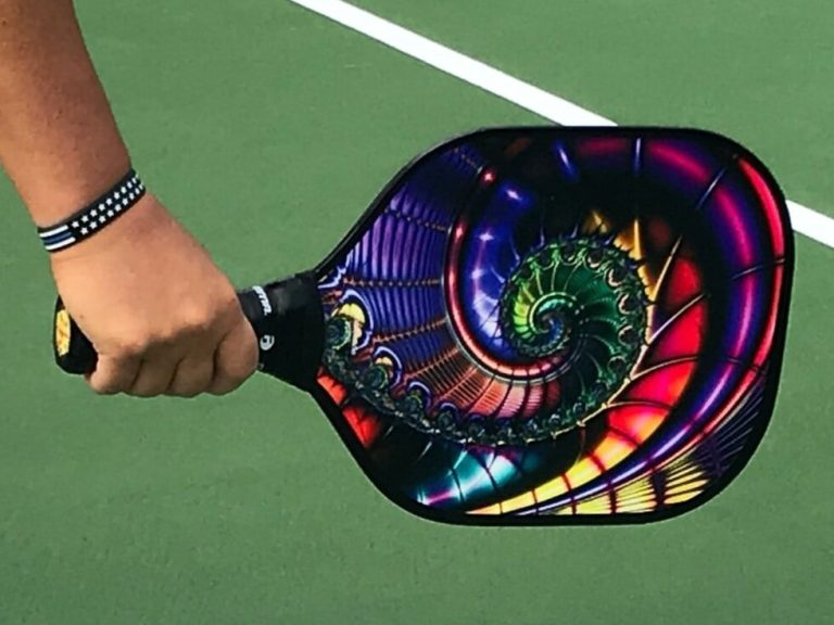 How Long Can a Pickleball Paddle Be