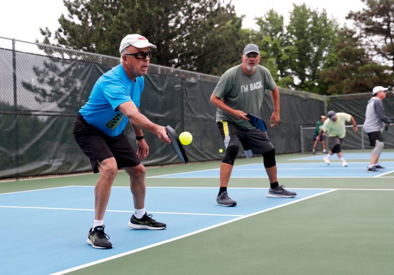 What Do Pickleball Courts Charge to Play